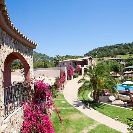 アパート Two-room In A Complex ヴィッラシミーウス